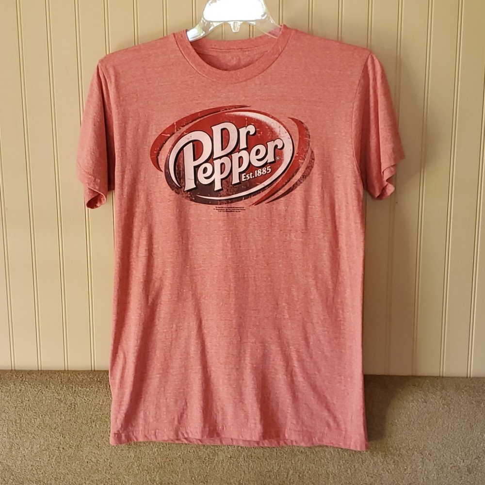 Savvy Dr. Pepper tee shirt size medium red